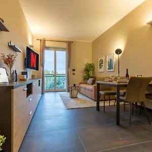  Apartment Modern & Bright 2 Bedroom Flat 50m From M4 Stop